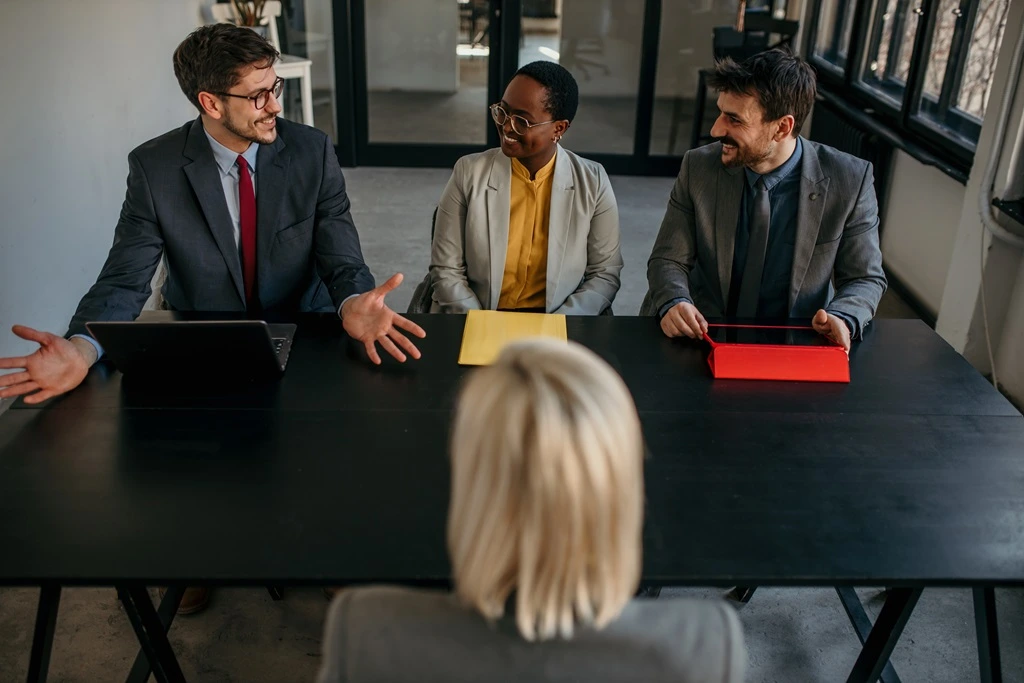 interviewer asking it job seeker what motivates you interview question
